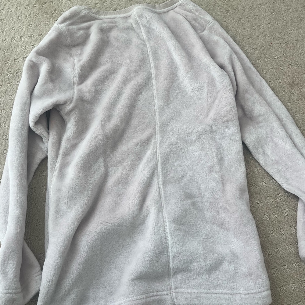 Ugg Pullover - image 3